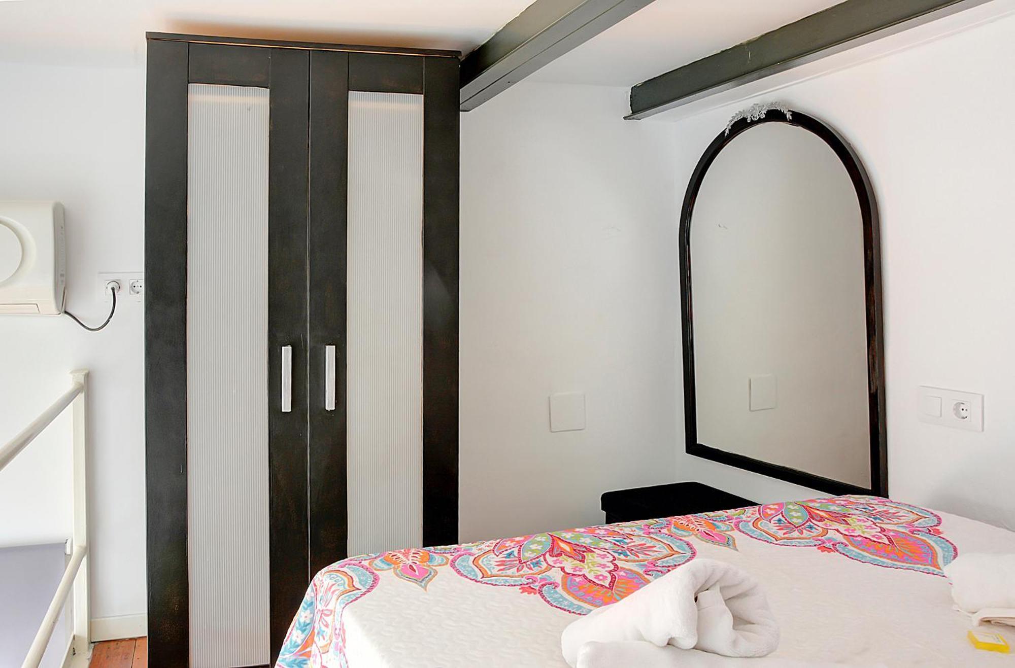 Estudio Plaza De La Encarnacion เซบีญา ภายนอก รูปภาพ